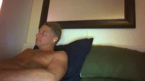 Snapshot of xxxelentdick chatting on July 20, 2026, 11:23 am deeeeznutz online show from July 20, 2026, 11:23 am