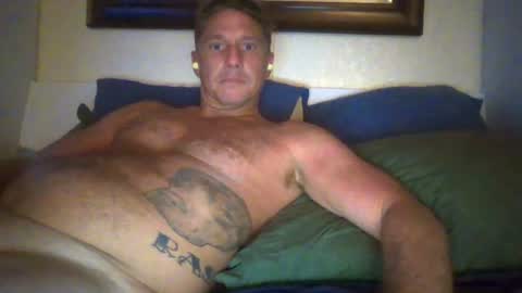 Snapshot of xxxelentdick chatting on July 23, 2026, 6:22 am deeeeznutz online show from July 23, 2026, 6:22 am