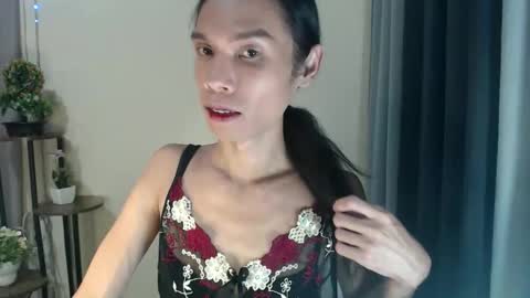 Snapshot of xxxfuckgirlyumsxxx chatting on May 5, 2026, 11:07 am Your Princess Yums online show from May 5, 2026, 11:07 am