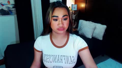 OLIVIA online show from December 6, 2024, 8:51 pm