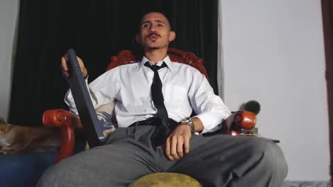 Kev online show from February 26, 2025, 7:38 pm