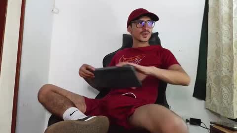 Kev online show from December 18, 2025, 10:38 pm