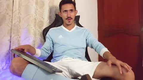 Snapshot of xxxhome_alonexxx chatting on April 13, 2026, 7:41 pm Kev online show from April 13, 2026, 7:41 pm