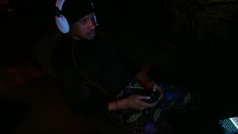 xxxjrstrokesxxx online show from February 27, 2025, 2:10 am