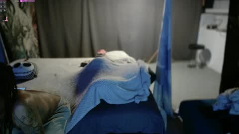 xxxjrstrokesxxx online show from March 10, 2025, 10:55 pm