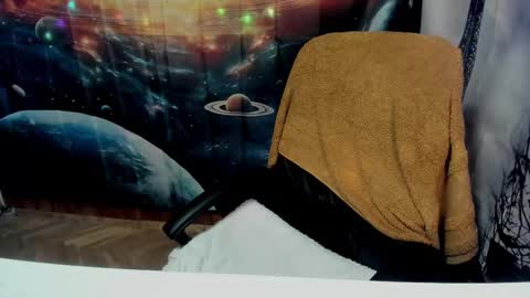 Snapshot of xxxnewlywedsxxx chatting on March 7, 2025, 3:18 pm Lana online show from March 7, 2025, 3:18 pm