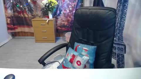 Snapshot of xxxnewlywedsxxx chatting on December 1, 2025, 1:05 pm Lana online show from December 1, 2025, 1:05 pm