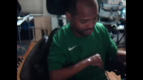 xxxonwheelz online show from February 16, 2026, 12:51 am