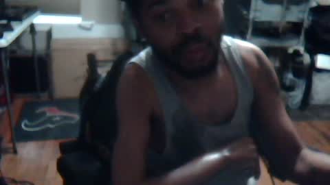 Snapshot of xxxonwheelz chatting on June 14, 2026, 11:29 pm xxxonwheelz online show from June 14, 2026, 11:29 pm