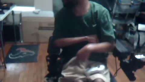 Snapshot of xxxonwheelz chatting on June 16, 2026, 7:16 pm xxxonwheelz online show from June 16, 2026, 7:16 pm