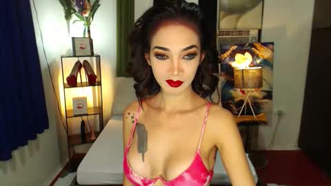 xxxqueenoftransxxx online show from September 26, 2025, 4:11 pm