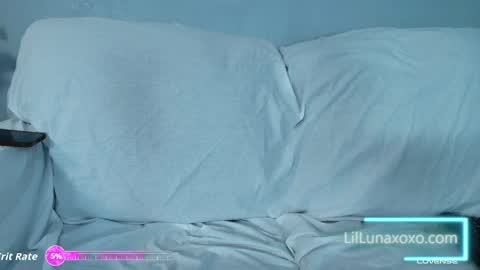 Lil Luna online show from April 23, 2026, 2:24 am