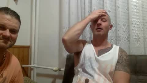 xyloreto80 online show from October 25, 2025, 5:19 pm