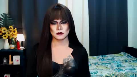 QueenMarina online show from September 15, 2025, 3:12 pm