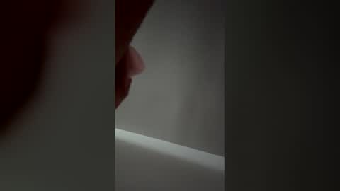 xzaviero25 online show from February 18, 2026, 2:46 pm