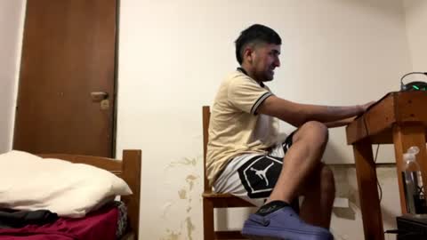 Snapshot of y0ungwithbrowndick chatting on June 27, 2026, 7:02 am BROWN DICK online show from June 27, 2026, 7:02 am
