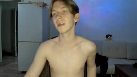 y0ursteve online show from May 7, 2026, 2:44 pm