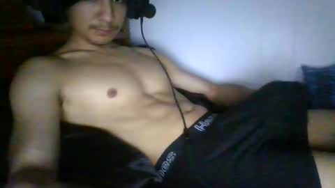 Snapshot of y640 chatting on June 8, 2026, 5:41 am y640 online show from June 8, 2026, 5:41 am