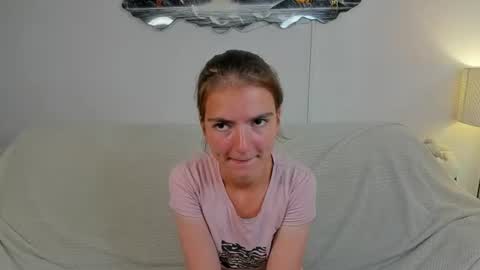 Snapshot of yala_111 chatting on June 30, 2026, 5:19 am Yala online show from June 30, 2026, 5:19 am