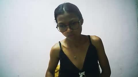 Snapshot of yalane chatting on December 15, 2025, 6:17 am yalane online show from December 15, 2025, 6:17 am