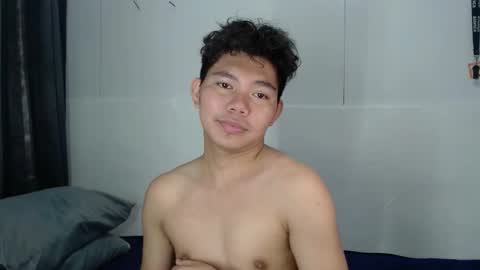 Eian online show from April 12, 2026, 5:12 am