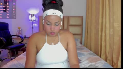 Naomi online show from September 21, 2025, 7:15 pm