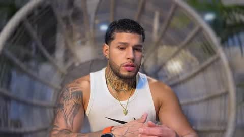 yamp sambrano online show from October 4, 2025, 1:36 am