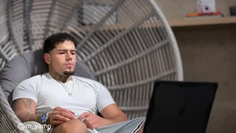 yamp sambrano online show from April 21, 2026, 10:12 pm