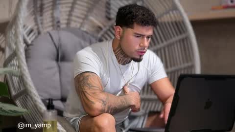 yamp sambrano online show from April 22, 2026, 11:12 am