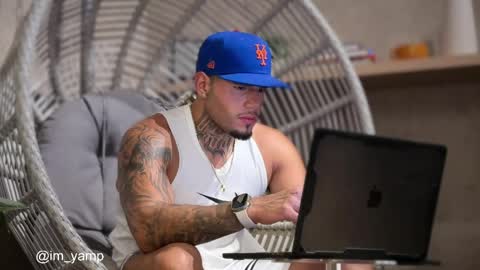 yamp sambrano online show from April 24, 2026, 3:53 am