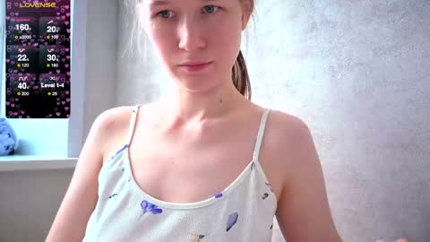 Yana  online show from May 19, 2026, 5:25 am