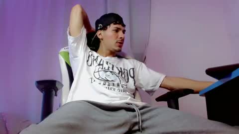 DANILO P online show from October 13, 2025, 8:36 am