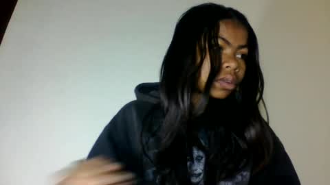 Snapshot of yannick_01 chatting on June 20, 2026, 9:17 pm yannick_01 online show from June 20, 2026, 9:17 pm