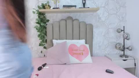 Yara online show from September 12, 2025, 8:20 pm