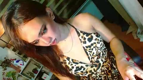 miss yasii online show from April 18, 2026, 6:01 pm