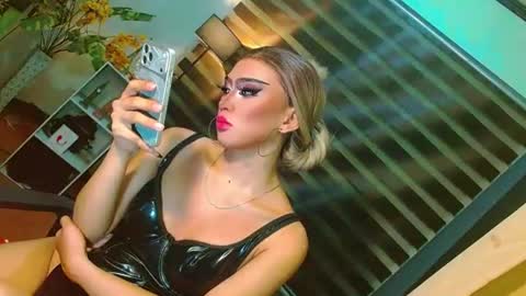 Snapshot of yasii19 chatting on July 3, 2026, 4:24 pm miss yasii online show from July 3, 2026, 4:24 pm