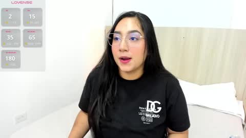 Yasmin Ortiz online show from April 23, 2026, 3:41 am