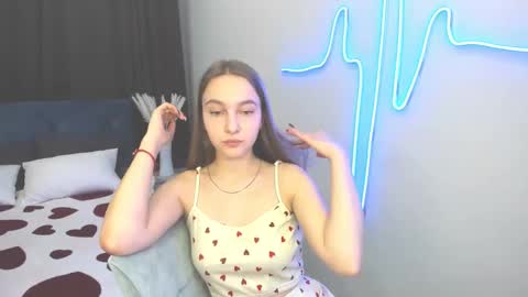 Yasmina online show from February 10, 2025, 12:39 pm