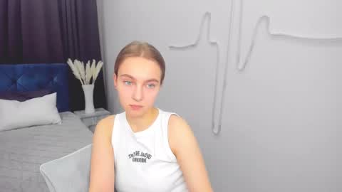 Yasmina online show from February 22, 2025, 5:02 pm