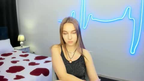 Yasmina online show from October 18, 2025, 6:41 pm