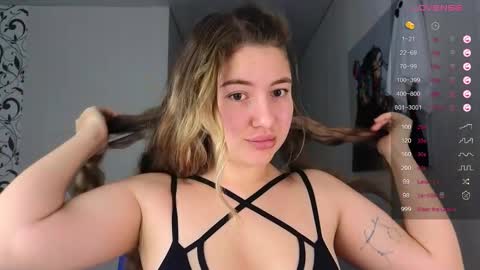 Yasyaa  online show from December 20, 2024, 2:08 am