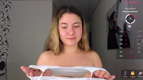 Yasyaa  online show from December 23, 2024, 4:01 am