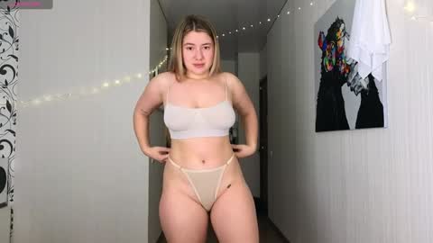 Yasyaa  online show from February 6, 2025, 2:22 am