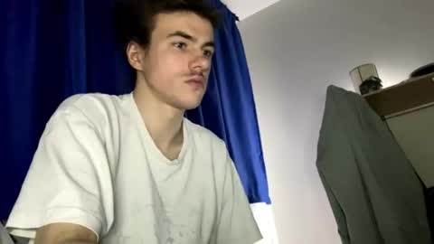 yayay333 online show from April 21, 2026, 1:42 am