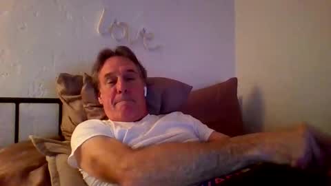 yeah_baby6988 online show from November 23, 2025, 12:32 am