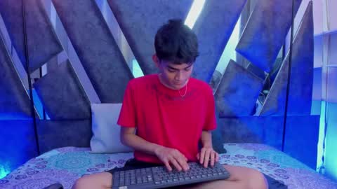 Snapshot of yef_thinn chatting on September 19, 2025, 3:30 am yef_thinn online show from September 19, 2025, 3:30 am