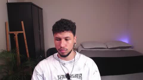 yeff online show from March 8, 2026, 2:15 am