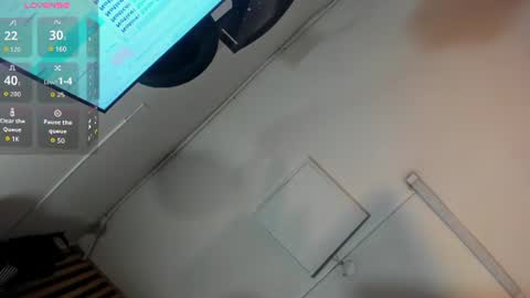 Snapshot of yeidonn chatting on June 10, 2026, 3:29 am Yeidonn online show from June 10, 2026, 3:29 am