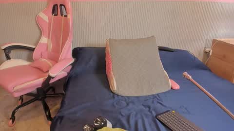 yeika_foxy online show from March 13, 2026, 11:28 am