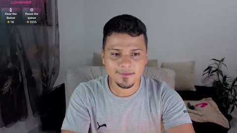 Snapshot of yeiko_44 chatting on February 13, 2026, 7:37 am Yeiko online show from February 13, 2026, 7:37 am